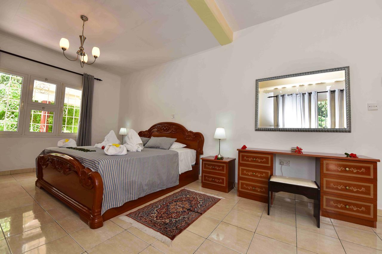 Jessies Guest House Seychelles Beau Vallon  Exterior foto